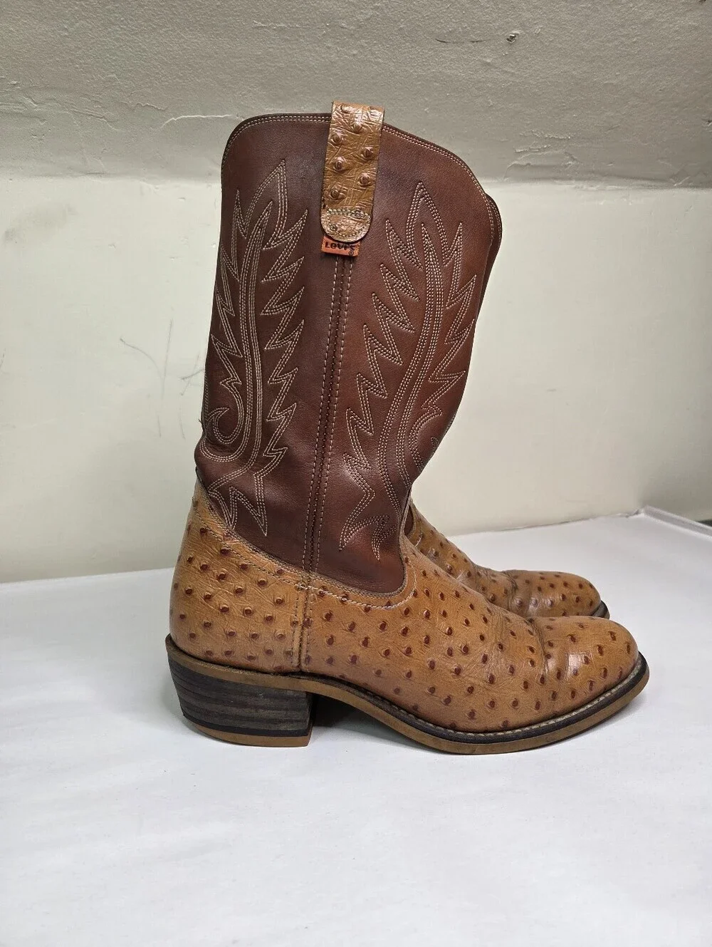 Levi’s Western‎ Cowboy Boots 10.5 M Brown Ostrich Embossed Leather Vintage